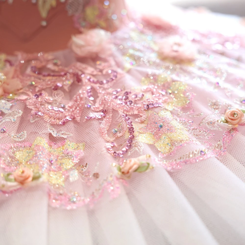 Tutu de plateau de ballet floral rose fait &agrave; la main