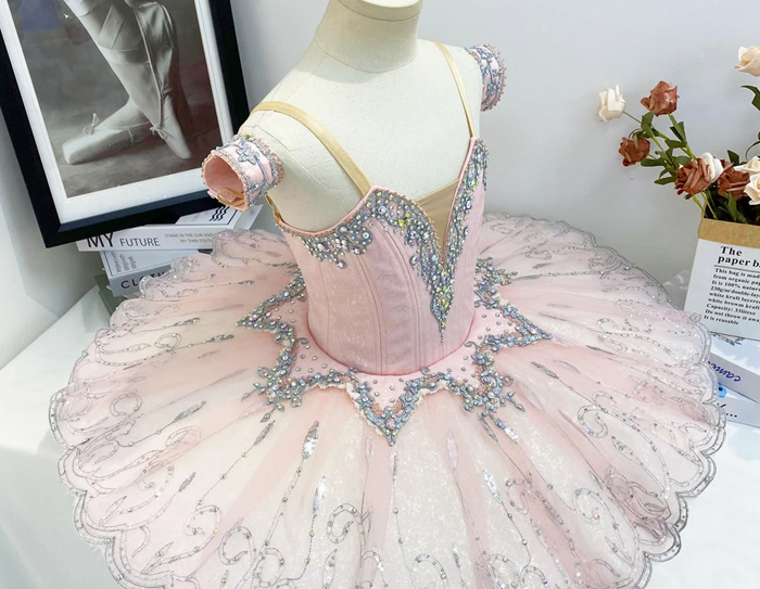 Powder Puff Tutu : Équilibrer ambiance détendue et force
