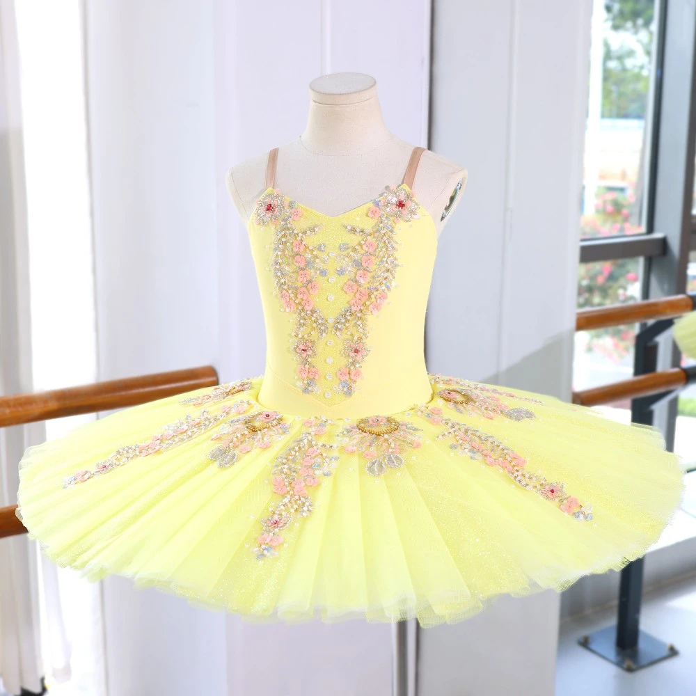 Robe tutu de ballet orn&eacute;e de fleurs | Options rouge/rose/jaune | Tailles enfants et adultes - BLT172