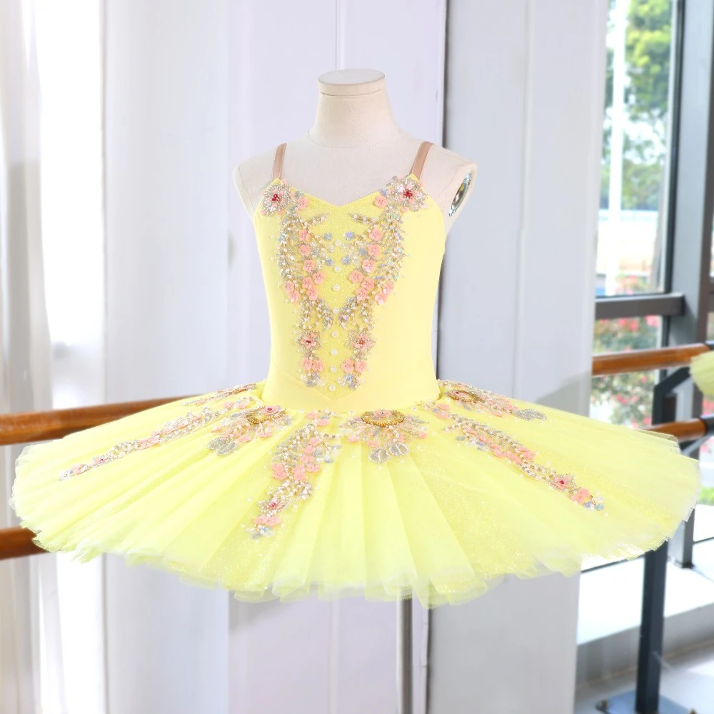 Robe tutu de ballet orn&eacute;e de fleurs | Options rouge/rose/jaune | Tailles enfants et adultes - BLT172