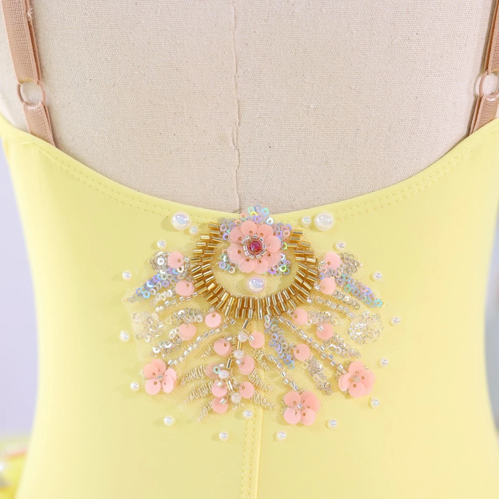 Robe tutu de ballet orn&eacute;e de fleurs | Options rouge/rose/jaune | Tailles enfants et adultes - BLT172