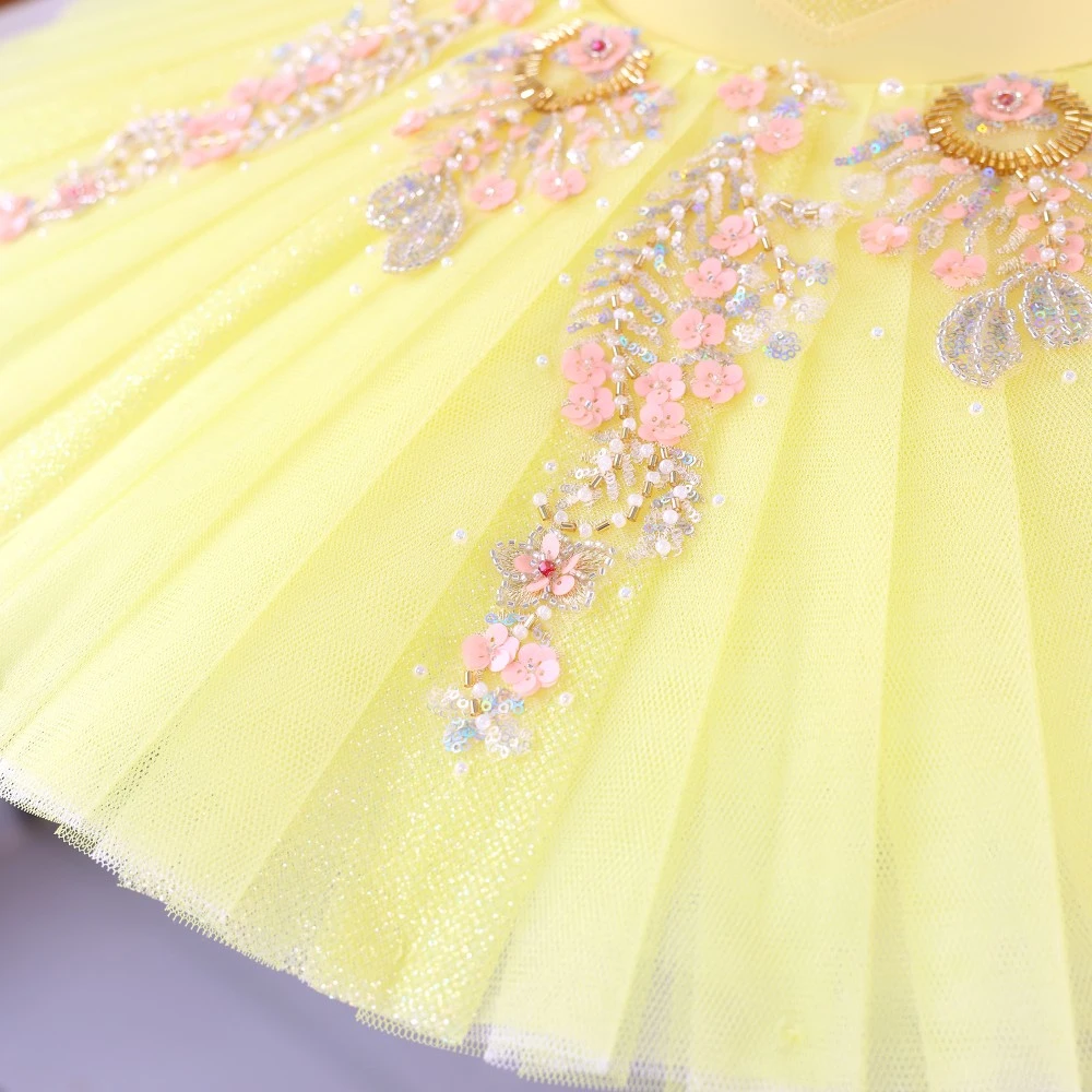 Robe tutu de ballet orn&eacute;e de fleurs | Options rouge/rose/jaune | Tailles enfants et adultes - BLT172
