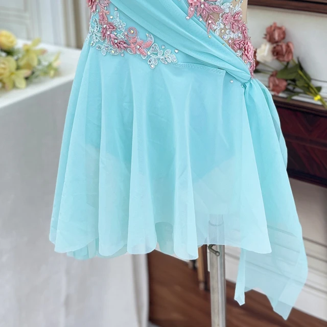 Robe de danse lyrique florale bleu ciel | R0978