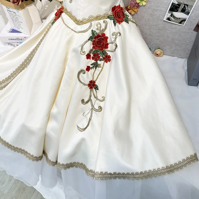 Blanc Cr&egrave;me L'&Eacute;veil de la Flore Robe de Ballet | R0696