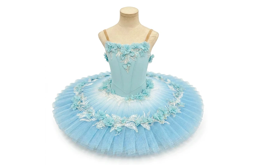 Tutu de cr&ecirc;pes florales bleu clair | S218