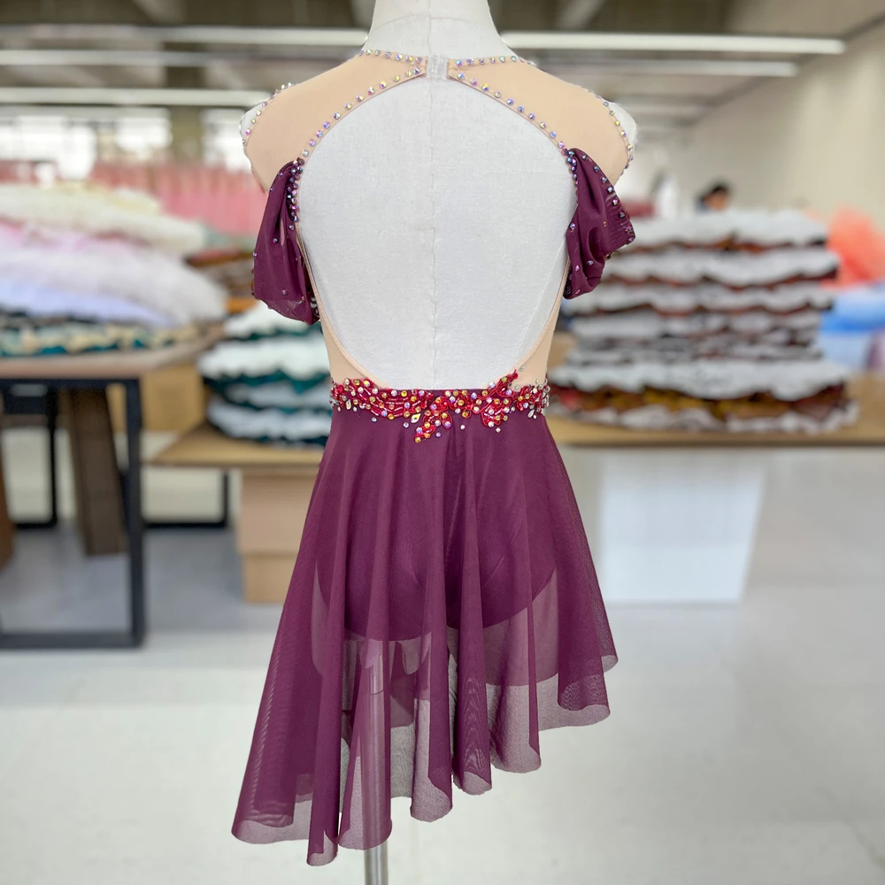 Costume de danse lyrique en maille strass &agrave; &eacute;paules d&eacute;nud&eacute;es prune | G028