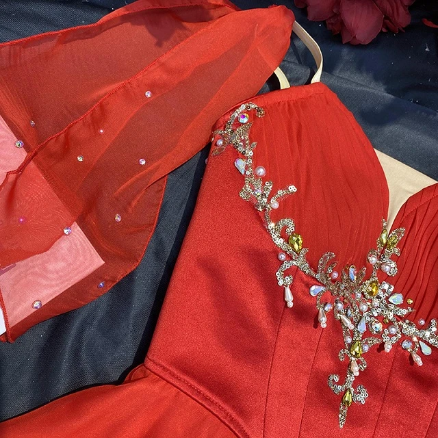 Robe courte de ballet rouge The Talisman | R0697
