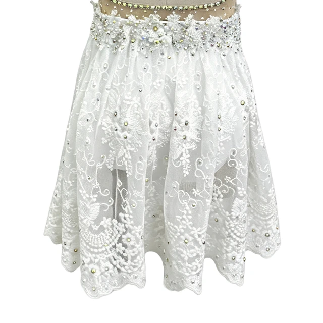 Robe de danse lyrique orn&eacute;e de strass licou blanc | BLC1374
