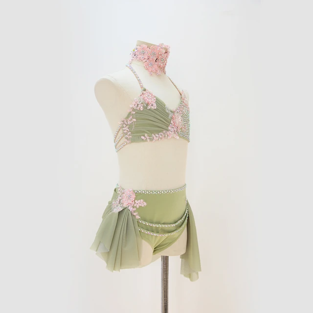 Costume de danse lyrique 2 pi&egrave;ces avec strass vert sauge | G003