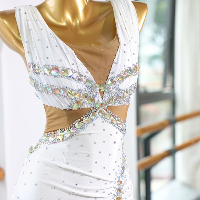 Robe de danse latine strass plume blanche | LD004
